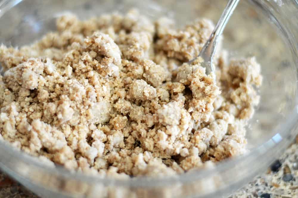 Apple crumb topping