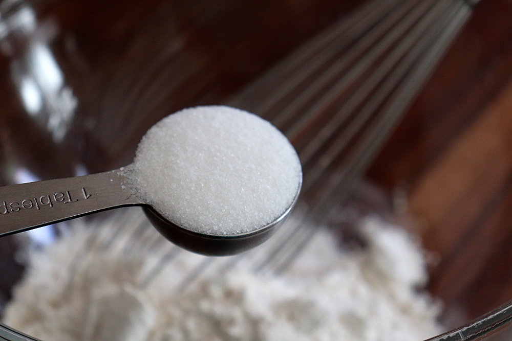 Adding Sugar to Flour
