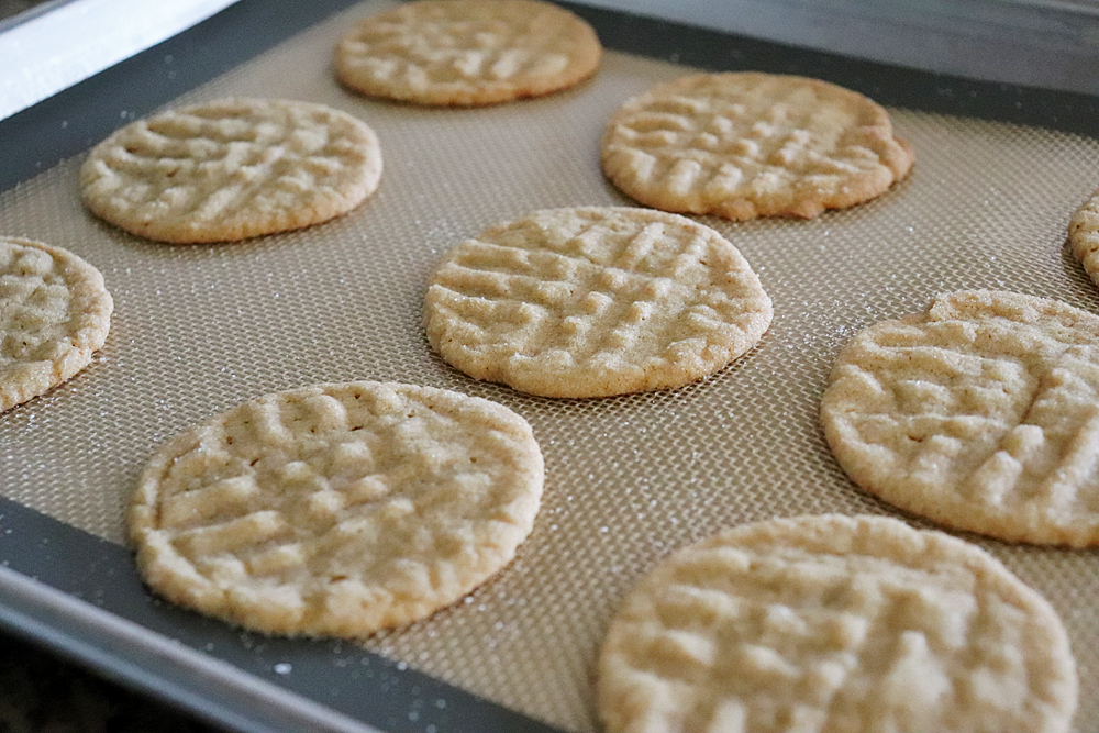 Baked Classic Peanut Butter Cookie Recipe