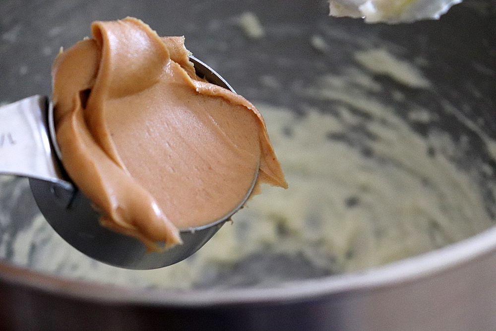 Peanut butter into butter mixture