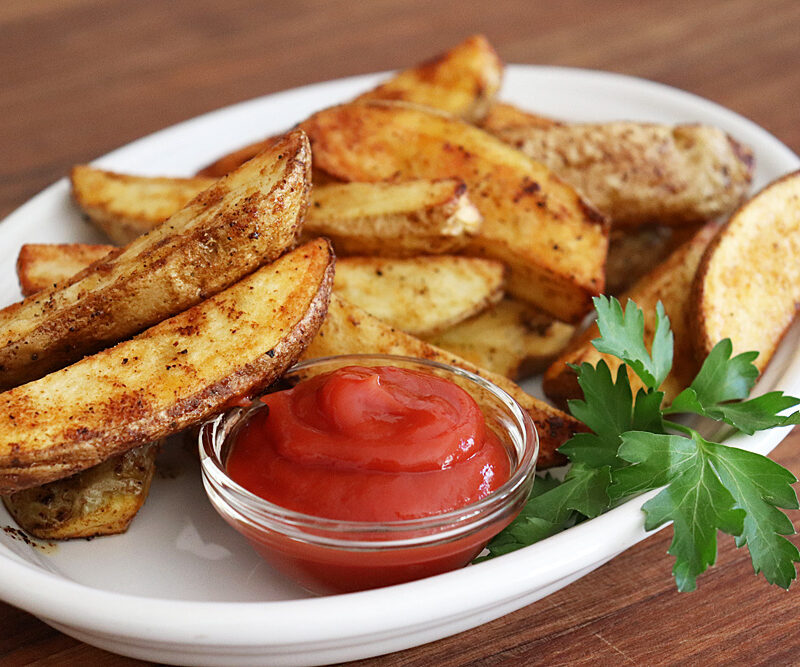 Plated Crispy Baked Potato Wedges