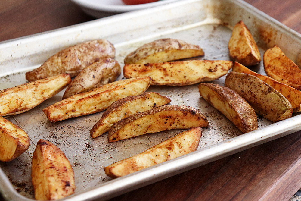 Crispy Baked Potato Wedges baked